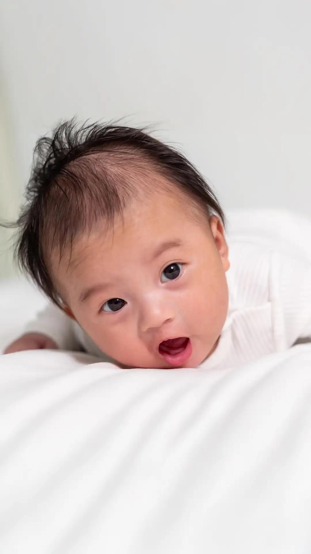 Menengkurapkan Bayi